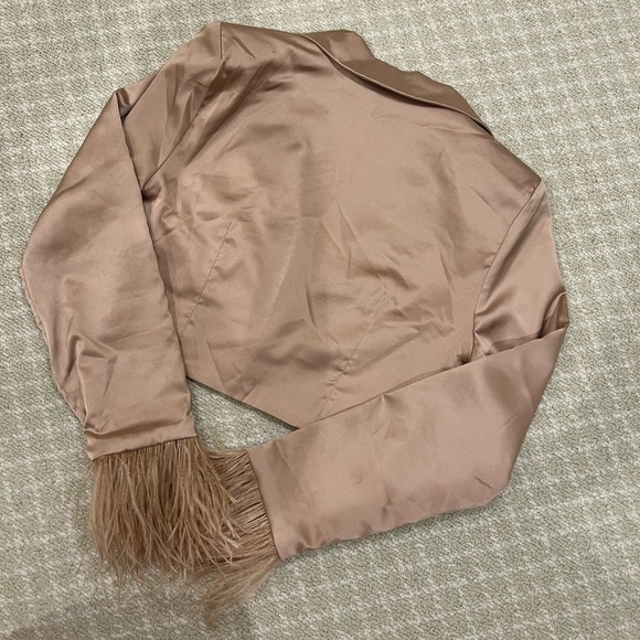 MORE TO COME Julia Blazer Top - Picture 5 of 9